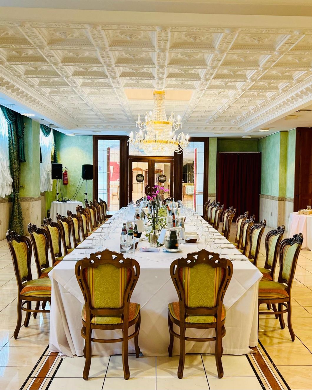 Reale bistro ali hotles (6)