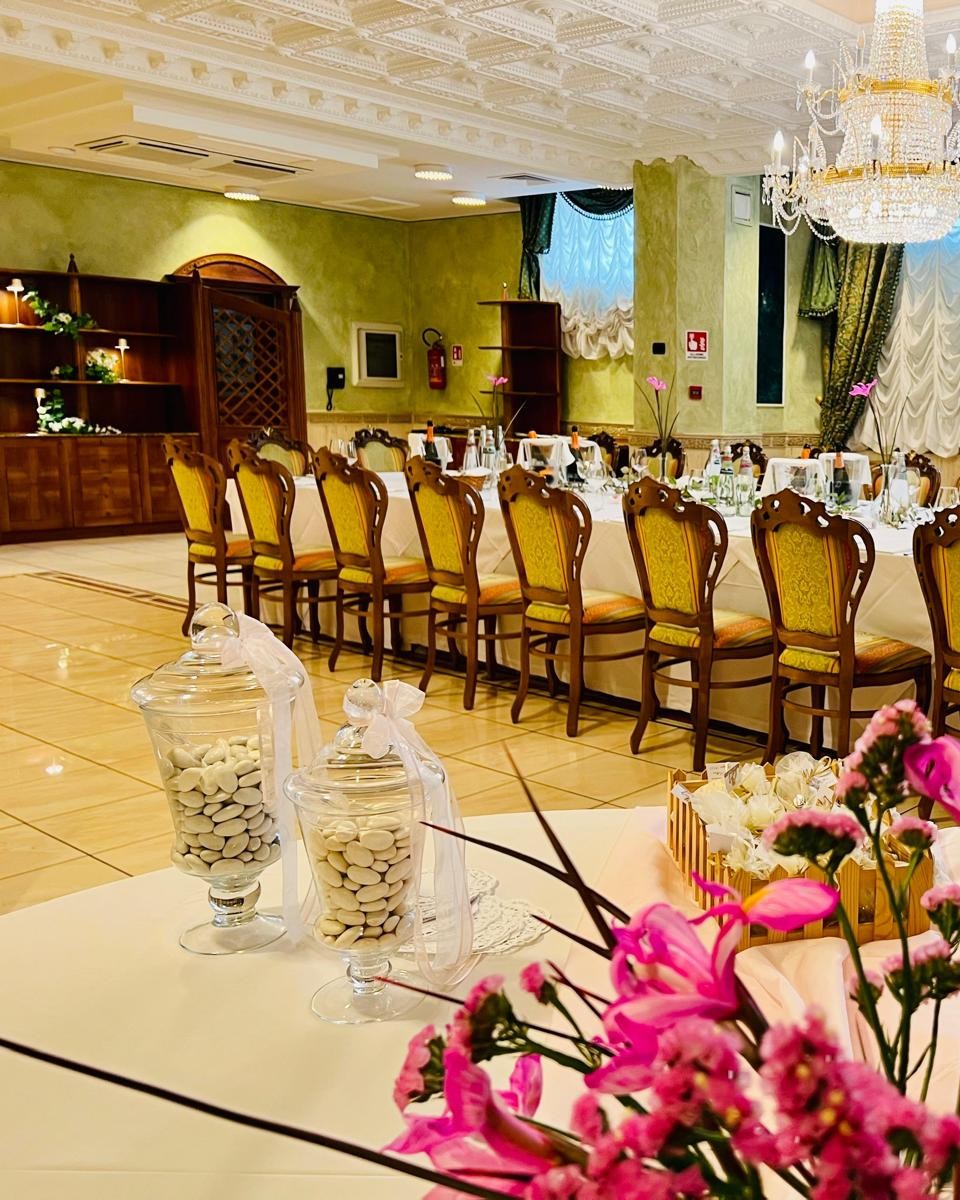 Reale bistro ali hotles (9)